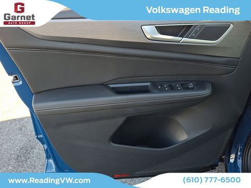Used 2025 Volkswagen Atlas Cross Sport SE image 9