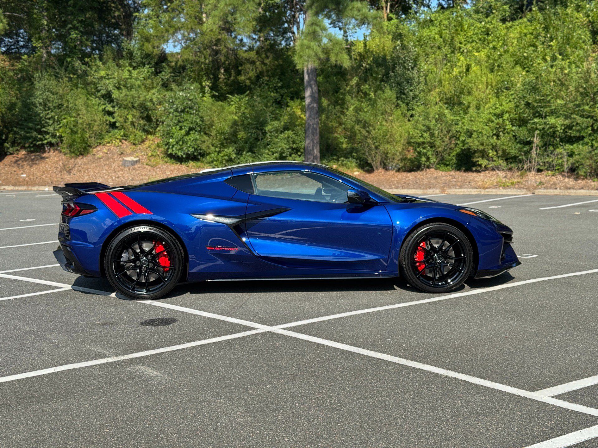 Used 2027 Chevrolet Corvette Grand Sport w/ Stealth Interior Trim Package RWD image 14