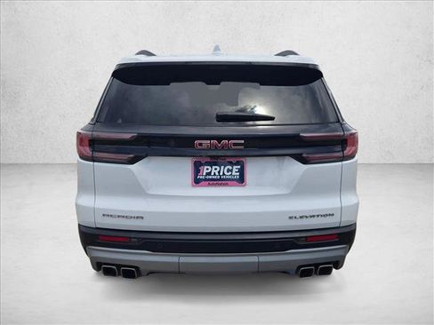 Used 2026 GMC Acadia Elevation w/ Elevation Premium Package FWD image 7