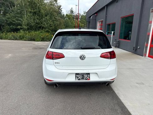 Used 2017 Volkswagen GTI S FWD image 5