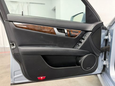 Used 2013 Mercedes-Benz C 300 4MATIC Sedan image 49