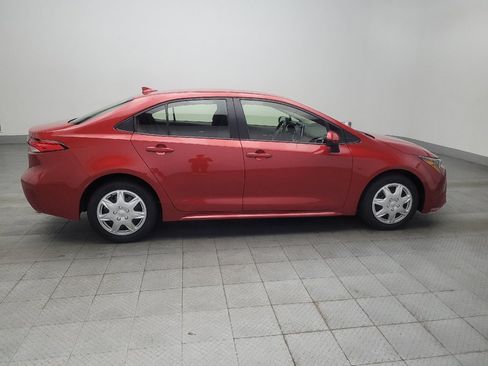 Used 2021 Toyota Corolla LE image 10