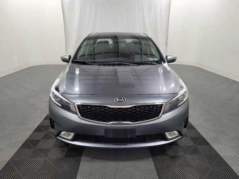 Used 2018 Kia Forte S w/ S Technology Package FWD image 14