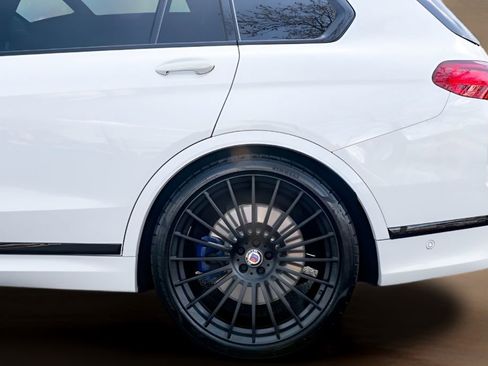 Used 2021 BMW ALPINA XB7 image 7