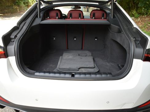 Used 2023 BMW i4 eDrive35 w/ Premium Package RWD image 34