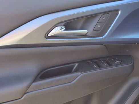 New 2026 Chevrolet Equinox EV LT image 22