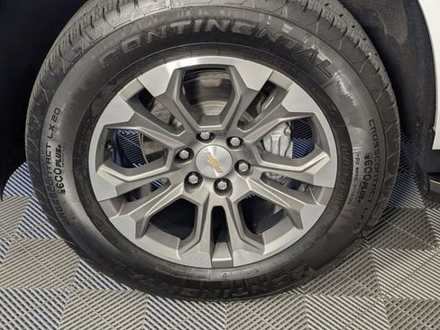 Certified 2025 Chevrolet Tahoe LT w/ Comfort Package AWD/4WD image 8