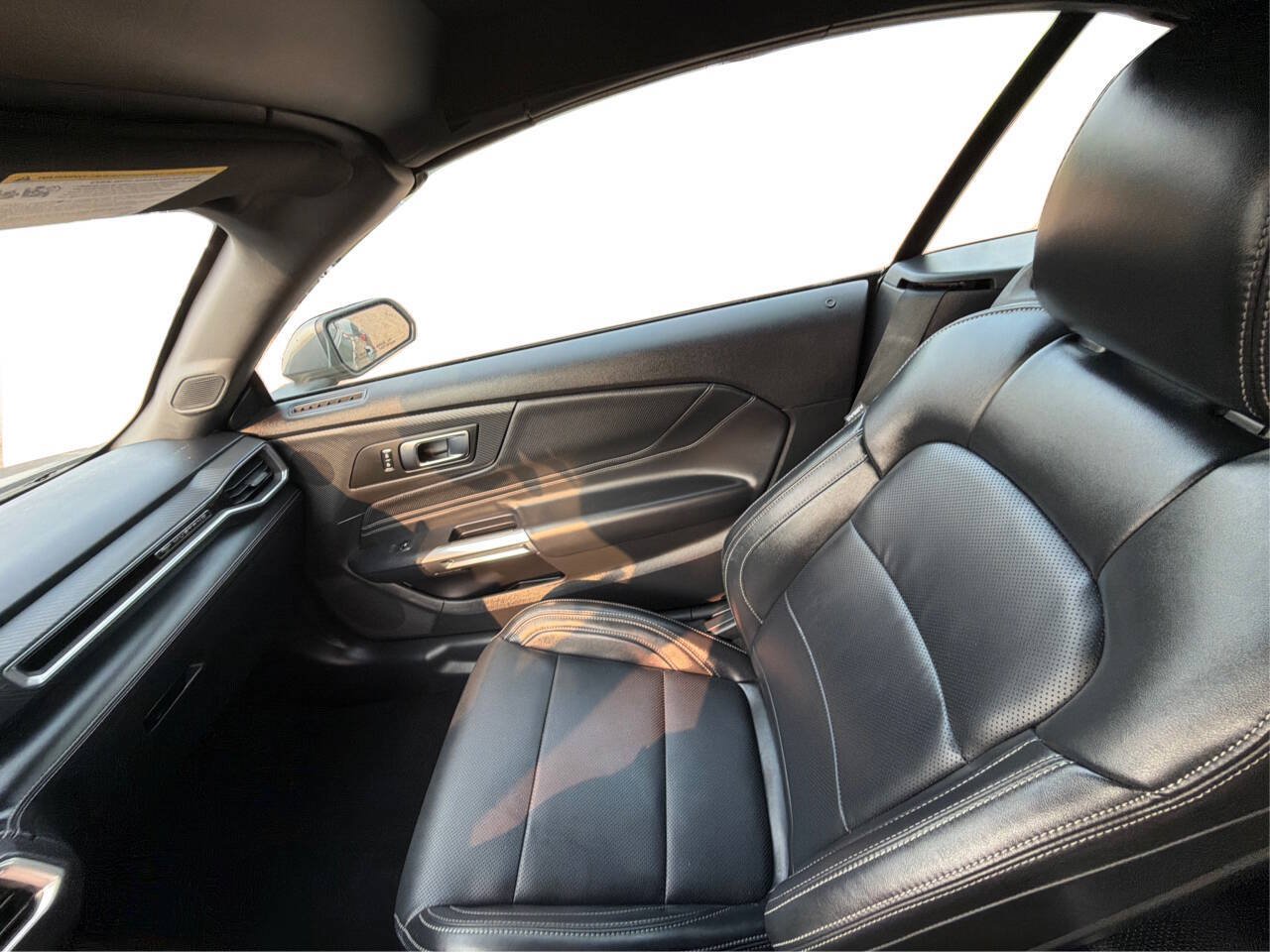 Used 2025 Ford Mustang Premium RWD image 35