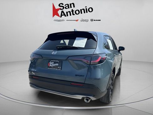 Used 2025 Honda HR-V Sport image 14