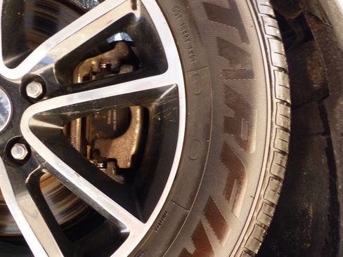 Used 2016 Dodge Grand Caravan SXT image 14