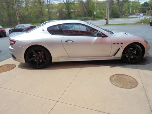 Used 2014 Maserati GranTurismo Sport RWD image 6