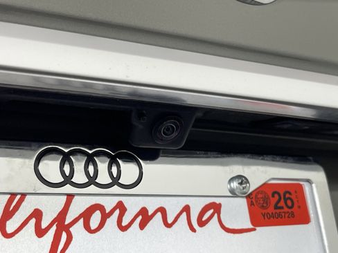 Certified 2025 Audi Q5 2.0T Premium Plus w/ Premium Plus Package image 14