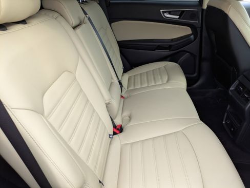 Used 2021 Ford Edge SEL w/ Convenience Package image 14