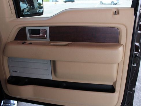 Used 2013 Ford F150 King Ranch w/ King Ranch Luxury Pkg AWD/4WD image 9