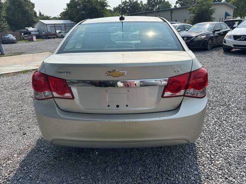 Used 2016 Chevrolet Cruze LT FWD image 4