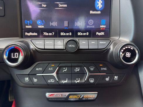 Used 2016 Chevrolet Corvette Z06 w/ 3LZ Preferred Equipment Group RWD image 11