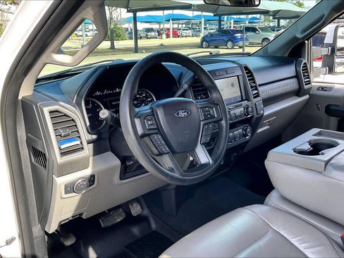 Used 2021 Ford F250 XL w/ STX Appearance Package image 16