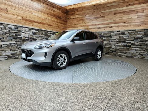 Used 2022 Ford Escape SE w/ Convenience Package image 3