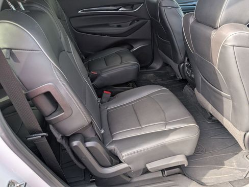 Used 2020 Buick Enclave Avenir w/ Avenir Technology Package image 28