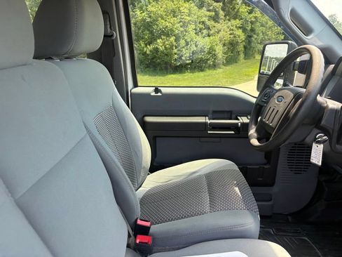 Used 2012 Ford F250 XL w/ PWR Equipment Group AWD/4WD image 31