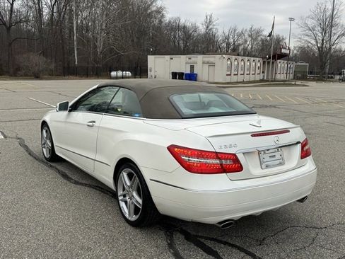 Used 2011 Mercedes-Benz E 350 Cabriolet image 7