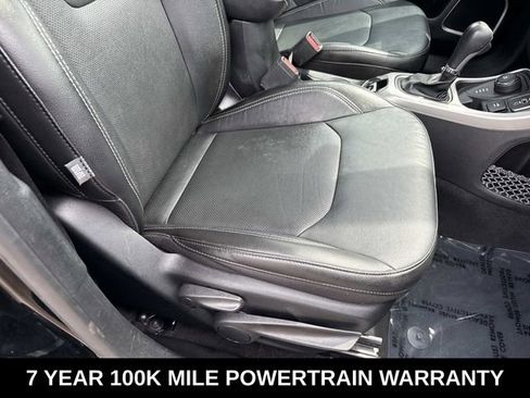 Used 2021 Jeep Compass Latitude w/ Sun and Sound Group AWD/4WD image 10