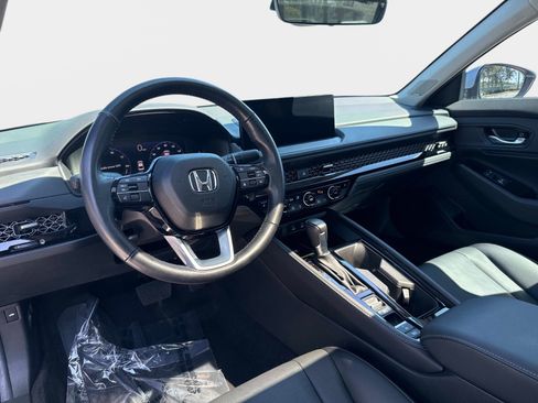 Used 2024 Honda Accord Touring image 15