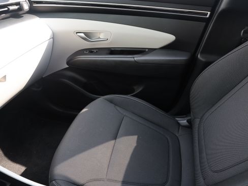 Used 2022 Hyundai Tucson SEL FWD image 14