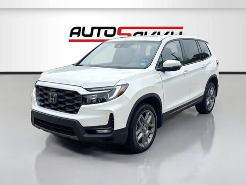 Used 2023 Honda Passport EX-L image 3