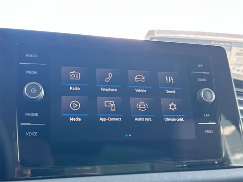 New 2026 Volkswagen Jetta SE image 23