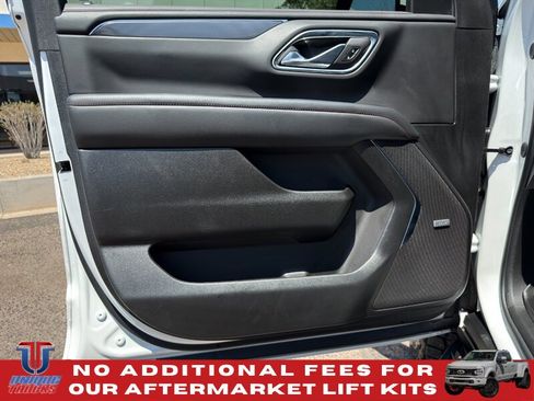 Used 2024 Chevrolet Tahoe RST w/ Luxury Package AWD/4WD image 17