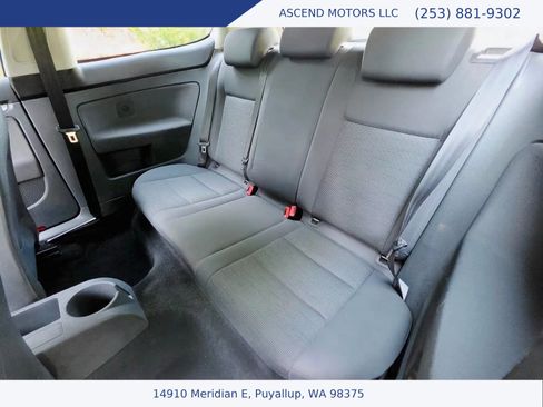 Used 2008 Volkswagen Rabbit 2-Door FWD image 10
