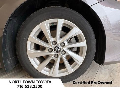 Used 2023 Toyota Camry LE image 27