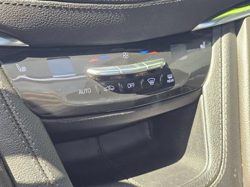 Used 2021 Cadillac XT5 Premium Luxury AWD/4WD image 31
