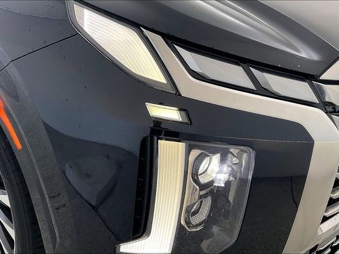 Used 2023 Hyundai Palisade Calligraphy image 37