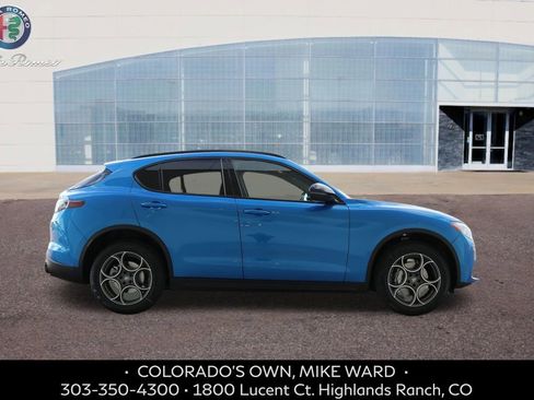 New 2025 Alfa Romeo Stelvio Sprint image 7