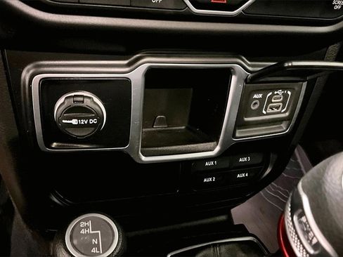 Used 2022 Jeep Gladiator Sport w/ Trailer Tow Package image 17