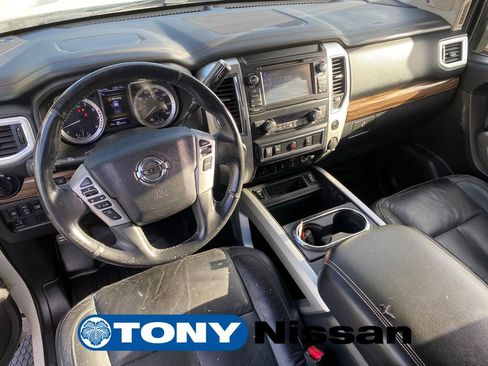 Used 2017 Nissan Titan SL w/ Chrome Package image 30