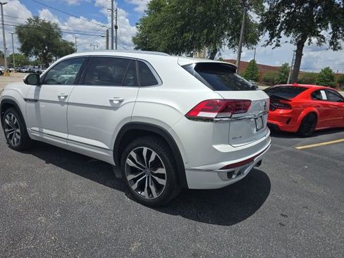 Used 2023 Volkswagen Atlas Cross Sport SEL Premium R-Line AWD/4WD image 6