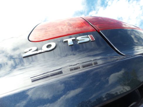 Used 2015 Volkswagen Tiguan SEL FWD image 66