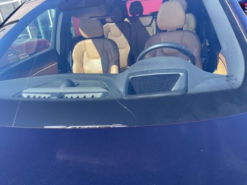 Used 2017 Volvo XC90 T6 Inscription w/ Vision Package image 10