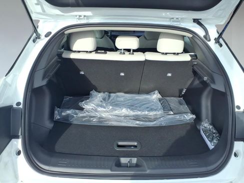 New 2026 Nissan Leaf SV+ image 9