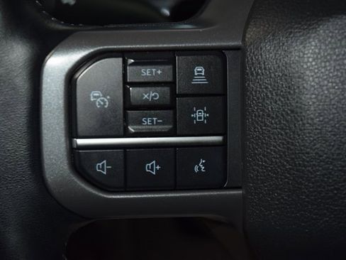 Used 2022 Ford F150 Lariat w/ Equipment Group 502A High image 33