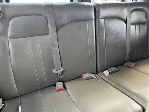 Used 2020 Chevrolet Express 3500 LS image 30