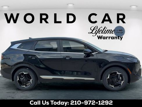 New 2026 Kia Sportage EX FWD image 8