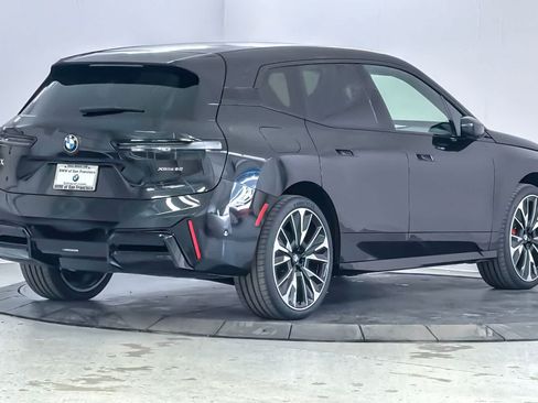 New 2026 BMW iX xDrive60 w/ M Sport Package AWD/4WD image 2