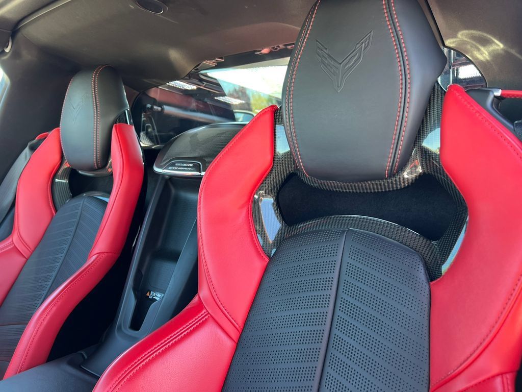 Used 2020 Chevrolet Corvette Stingray Preferred Cpe w/ 2LT Preferred Equipment Group RWD image 13