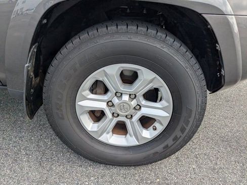 Used 2019 Toyota 4Runner SR5 RWD image 11