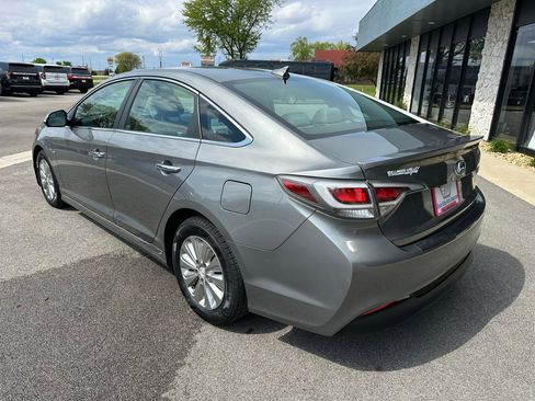 Used 2017 Hyundai Sonata SE FWD image 5
