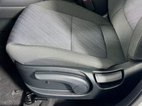 New 2026 Kia Seltos LX image 16